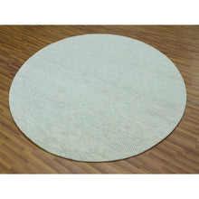 Load image into Gallery viewer, 8&#39;x8&#39; Earl Gray, Hand Knotted, Shabby Chic, Modern 100% Undyed Wool With Grass Design, Tone On Tone, Oriental Round Rug FWR477930