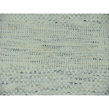 Load image into Gallery viewer, 8&#39;x8&#39; Earl Gray, Hand Knotted, Shabby Chic, Modern 100% Undyed Wool With Grass Design, Tone On Tone, Oriental Round Rug FWR477930