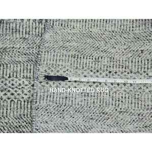 5'x5' Timberwolf Gray, Modern Grass Design, Pure Undyed Wool, Tone On Tone, Hand Knotted, Round Oriental Rug FWR478176