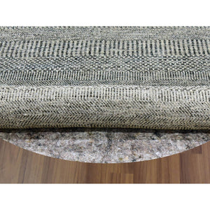 5'x5' Silver Gray, 100% Undyed Wool, Modern Hand Knotted Grass Design, Round Tone On Tone Oriental Rug FWR478182