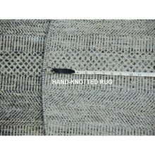 Load image into Gallery viewer, 5&#39;x5&#39; Silver Gray, 100% Undyed Wool, Modern Hand Knotted Grass Design, Round Tone On Tone Oriental Rug FWR478182