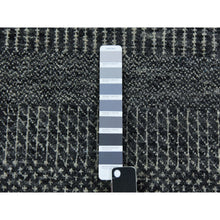 Load image into Gallery viewer, 2&#39;7&quot;x26&#39;2&quot; Pantone Gray, Hand Knotted Tone On Tone, Undyed 100% Wool, Xl Runner Grass Design, Oriental Rug FWR478386