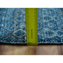 Load image into Gallery viewer, 8&#39;x8&#39; Georgian Blue, Kohinoor Herat Design With Small Geometric Repetitive, Soft To The Touch All Wool, Hand Knotted, Round Oriental Rug FWR478590