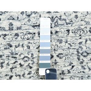 5'x7'1" Atrium White, Mamluk Design, Tone on Tone, Undyed Luxurious Wool, Hand Knotted, Denser Weave, Oriental Rug FWR478818