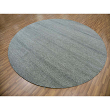 Load image into Gallery viewer, 10&#39;x10&#39; Trout Gray, Hand Knotted, Modern Tone On Tone Grass Design, 100% Undyed  Natural Wool, Oriental Round Rug FWR479250