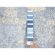 Load image into Gallery viewer, 6&#39;x6&#39; Blue Hand Knotted Wool And Pure Silk Jewellery Design With Soft Colors Round Oriental Rug FWR480858