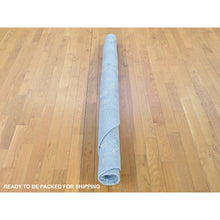 Load image into Gallery viewer, 6&#39;x6&#39; Blue Hand Knotted Wool And Pure Silk Jewellery Design With Soft Colors Round Oriental Rug FWR480858