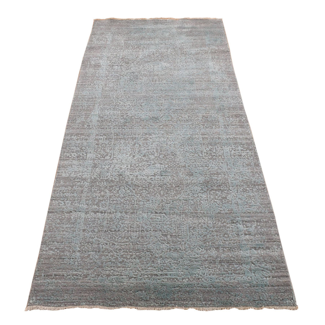 4'x9'9