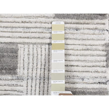 Load image into Gallery viewer, 2&#39;x3&#39; Light Gray, Modern Geometric Art Deco Style, Textured Hi and Lo Pure Wool Hand Loomed, Mat Oriental Rug FWR481998