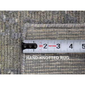 2'1"x3'1" Space Gray With Touches Of Ivory, Modern Design Sample Fragment, Textured Wool With Silk Hand Knotted, Mat Oriental Rug FWR482100