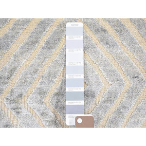 2'x3' Light Gray, Modern Design Silk With Textured Wool, High And Low Hand Knotted, Mat Oriental Rug FWR482118