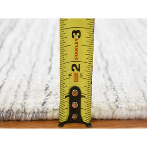 2'x2' Ivory, Modern Design, Hand Loomed, 100% Wool, Fragment Sample, Mat Oriental Rug FWR482154