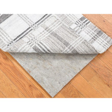 Load image into Gallery viewer, 2&#39;x3&#39; Ivory-gray, Hand Loomed, Modern, Plaid Design, 100% Wool, Mat Oriental Rug FWR482226