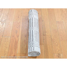 Load image into Gallery viewer, 2&#39;x3&#39; Ivory-gray, Hand Loomed, Modern, Plaid Design, 100% Wool, Mat Oriental Rug FWR482226