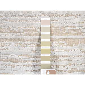 2'x3' Light Beige, Silk with Textured Wool, Modern Design, Hand Knotted, Mat, Oriental Rug FWR482490