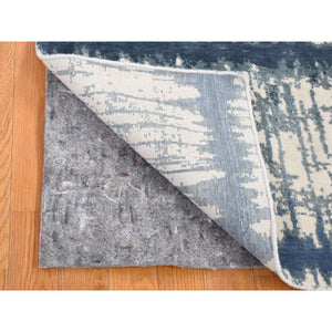 2'1"x3'1" Ivory And Shades Of Blue, Cardiac Design, Silk With Textured Wool, Modern, Hand Knotted, Mat, Oriental Rug FWR482496