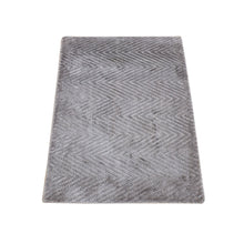 Load image into Gallery viewer, fine wool rugs