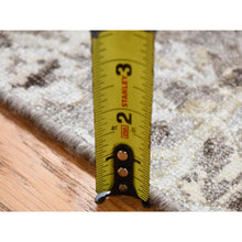 Load image into Gallery viewer, 2&#39;x2&#39; Light Gray, Plant Based Silk and Textured Wool Modern Design, Hand Knotted, Mat Square Oriental Rug FWR482634
