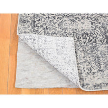 Load image into Gallery viewer, 2&#39;5&quot;x12&#39; Light Gray, Transitional Jacquard Loomed, Wool And Plant Based Silk, Runner Oriental Rug FWR482748