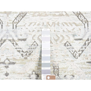 3'x5'2" Gray, Modern Design With Geometric Pattern, Pure Silk With Textured Wool Hand Knotted, Oriental Rug FWR484464