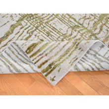 Load image into Gallery viewer, 9&#39;2&quot;x11&#39;8&quot; Gray Fine Jacquard Hand Loomed, Modern Broken Criss Cross Line Design with Greens, Wool And Silk, Hand Knotted, Oriental Rug FWR484908