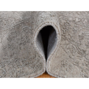 5'9"x9' Taupe, Fine Jacquard Hand Loomed, Modern Tone On Tone, Wool And Art Silk, Oriental Rug FWR485862