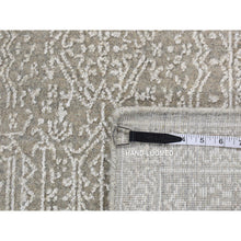 Load image into Gallery viewer, 5&#39;9&quot;x9&#39; Dorian Gray, Wool And Plant Based Silk, Fine Jacquard Hand Loomed, Tone On Tone, Oriental Rug FWR485868