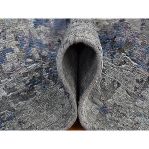 6'x8'10" Cloud Gray, Hi-low Pile, Abstract Design, Wool And Silk, Soft To The Touch, Hand Knotted, Oriental Rug FWR485880