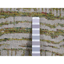 Load image into Gallery viewer, 6&#39;x8&#39;9&quot; Goose Gray, Modern Fine Jacquard Hand Loomed, Wool and Art Silk, Oriental Rug FWR485928