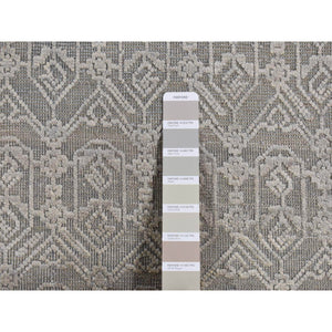 6'x9'1" Old Silver Gray, Pure Silk With Textured Wool, Tone On Tone Repetitive Jewlery Design, Hand Knotted, Oriental Rug FWR485970