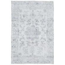 Load image into Gallery viewer, fine wool rugs
