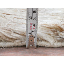 Load image into Gallery viewer, 3&#39;x3&#39; Beige, Shag Flokati Greek Style, Undyed Natural Wool Hand Knotted, Square Oriental Rug FWR492126