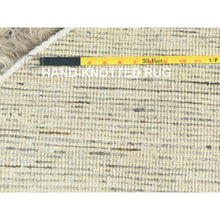 Load image into Gallery viewer, 13&#39;6&quot;x13&#39;6&quot; Beige, Shag Flokati Greek Style, Undyed Natural Wool Hand Knotted, Round Oriental Rug FWR495378