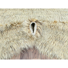 Load image into Gallery viewer, 7&#39;7&quot;x9&#39;10&quot; Gray, Undyed Natural Wool Hand Knotted, Shag Flokati Greek Style, Oriental Rug FWR495966