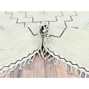 9'3"x12'6" Ivory, Ben Ourain Moroccan Berber Influence Design, Natural Dyes, Natural Wool, Hand Knotted Oriental Rug FWR497760