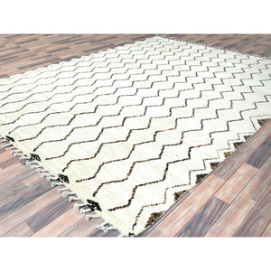 8'2"x10'5" Ivory, Moroccan Berber Influence With Zigzag Design, Natural Dyes, Pure Wool, Hand Knotted, Oriental Rug FWR497886