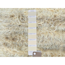 Load image into Gallery viewer, 2&#39;6&quot;x8&#39; Linen Ivory, Ben Ourain Moroccan Berber Shilhah Design, Natural Dyes, Natural Wool, Hand Knotted, Runner Oriental Rug FWR497940