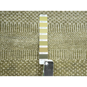 4'9"x6'9" Khaki Brown, Modern Grass Design, Hand Knotted, Wool and Silk, Denser Weave, Lush and Plush, Oriental Rug FWR499296