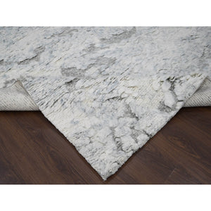 8'x9'10" Ivory With Light Gray, Thick & Plush, Moroccan Weave, Contemporary Design, Soft & Handspun Wool Hand Knotted Oriental Rug FWR504546