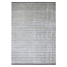 Load image into Gallery viewer, fine wool rugs