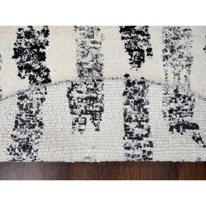 7'10"x8' Black And Ivory, Thick And Plush, Organic Undyed Wool, Modern Erased Column Design,  Hand Knotted, Round, Oriental Rug FWR506604