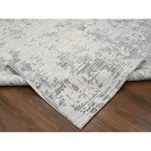Load image into Gallery viewer, 9&#39;x11&#39;10&quot; Lexicon White With Touches Of Gold, Soft And Plush Pile, Hand Knotted, Cut And Loop Technique, Undyed Natural Wool, Nepali Oriental Rug FWR507474