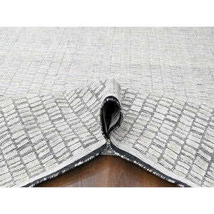 9'x11'9" Pearl White, Hand Loomed, 100% wool, Modern Textured and Roman Tile Design, Oriental Rug FWR507510