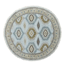 Load image into Gallery viewer, fine wool rugs