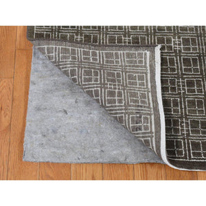 8'1"x9'9" Chocolate Brown, Small Box Design, Wool And Silk, Hand Knotted, Oriental Rug FWR522180