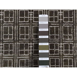 8'1"x9'9" Chocolate Brown, Small Box Design, Wool And Silk, Hand Knotted, Oriental Rug FWR522180