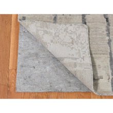 Load image into Gallery viewer, 8&#39;10&quot;x12&#39;3&quot; Agreeable Gray, Abstract Dripping Design, Wool And Pure Silk, Hand Knotted, Oriental Rug FWR522684