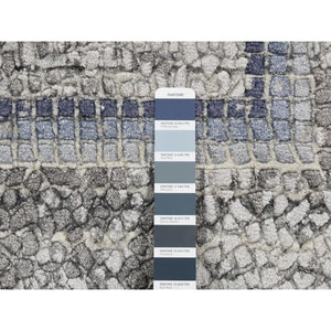 5'2"x6'10" Timberwolf Gray, Silken, Roman Mosaic Design, Hand Knotted, Oriental Rug FWR523062
