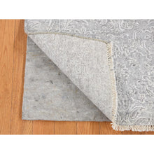 Load image into Gallery viewer, 2&#39;5&quot;x7&#39;9&quot; Goose Gray, Hand Knotted, Damask Tone On Tone Design, Wool And Silk, Runner Oriental Rug FWR523464