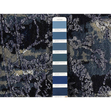 Load image into Gallery viewer, 7&#39;10&quot;x7&#39;10&quot; Millennium Blue, Wool And Silk, Shibori Design, Tone On Tone, Hand Knotted, Round Oriental Rug FWR524202